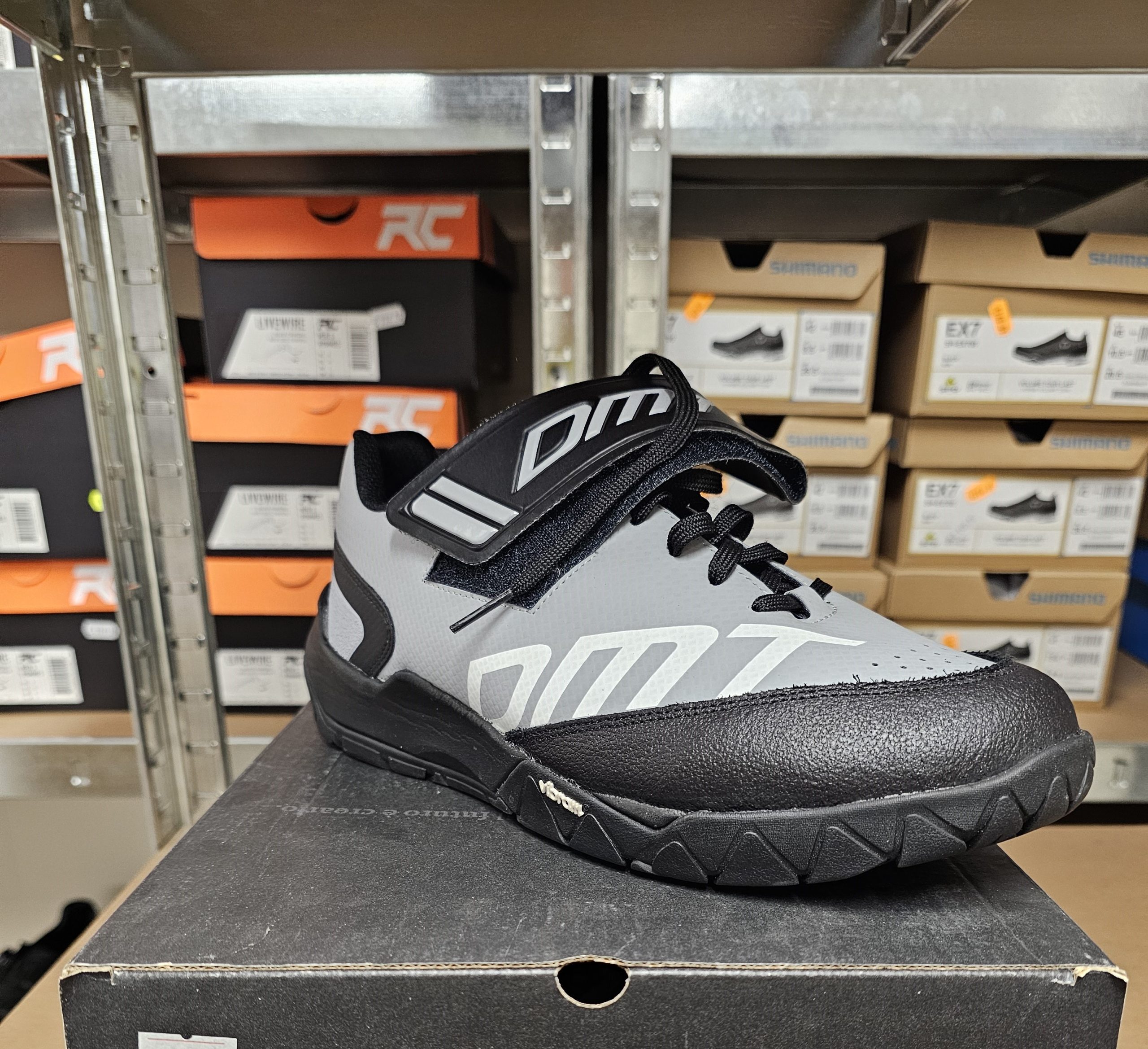 2950 -- 000 (141)