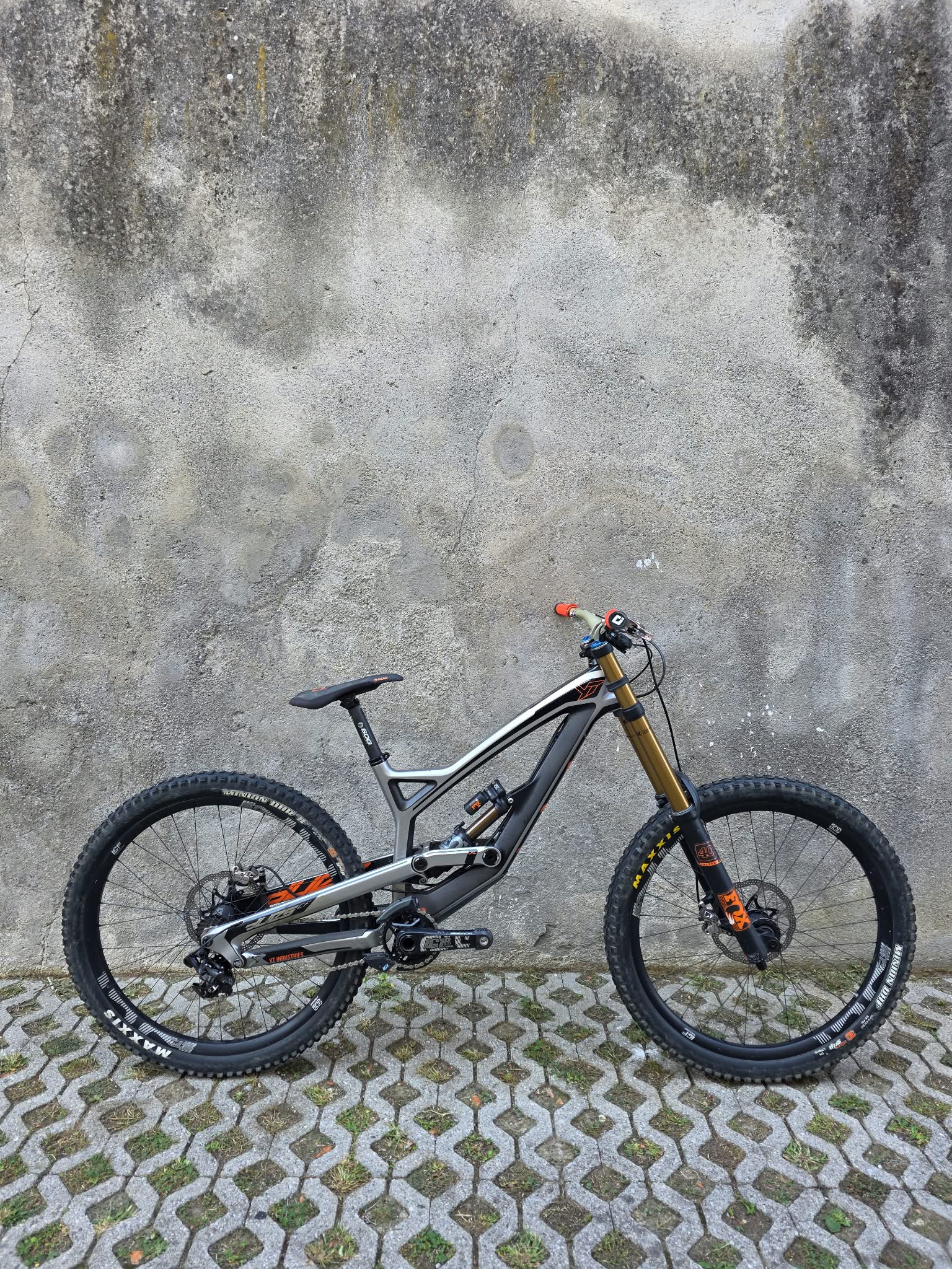 5437 -- 000 (3148)